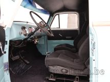 Chevrolet 3100 Panel Truck '54 (1954)