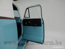 Chevrolet 3100 Panel Truck '54 (1954)