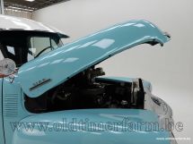 Chevrolet 3100 Panel Truck '54 (1954)