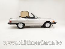 Mercedes-Benz 560 SL '86 (1986)