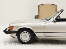 Mercedes-Benz 560 SL '86 (1986)