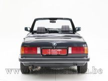 BMW  320i A '89 (1989)