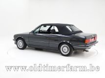 BMW  320i A '89 (1989)