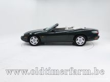 Jaguar XK8 '98 (1998)