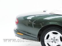 Jaguar XK8 '98 (1998)