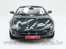 Jaguar XK8 '98 (1998)