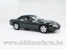 Jaguar XK8 '98 (1998)