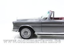 Mercedes-Benz 220 SE '63 (1963)