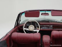 Mercedes-Benz 220 SE '63 (1963)