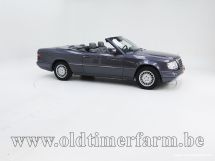 Mercedes-Benz E 220 Cabriolet '95 (1995)