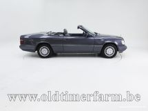 Mercedes-Benz E 220 Cabriolet '95 (1995)