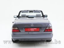 Mercedes-Benz E 220 Cabriolet '95 (1995)