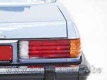 Mercedes-Benz 560 SL '86 (1986)