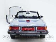 Mercedes-Benz 560 SL '86 (1986)