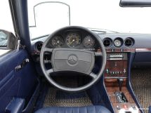 Mercedes-Benz 560 SL '86 (1986)