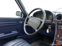 Mercedes-Benz 560 SL '86 (1986)