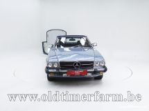 Mercedes-Benz 560 SL '86 (1986)